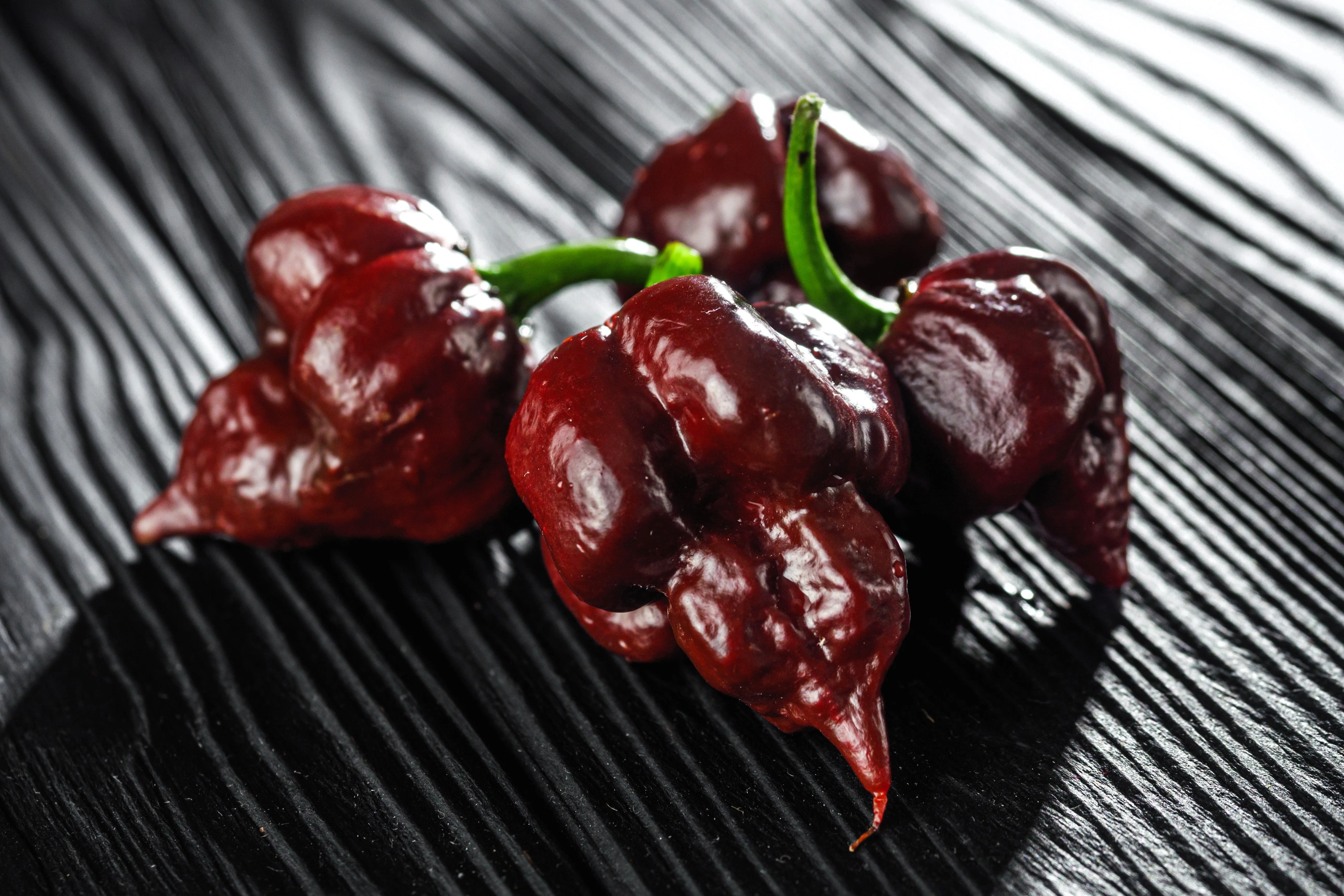 10 Chocolate CAROLINA REAPER PEPPER World's Hottest Capsicum Chinense Hot Brown Chili Vegetable Seeds - Image 4