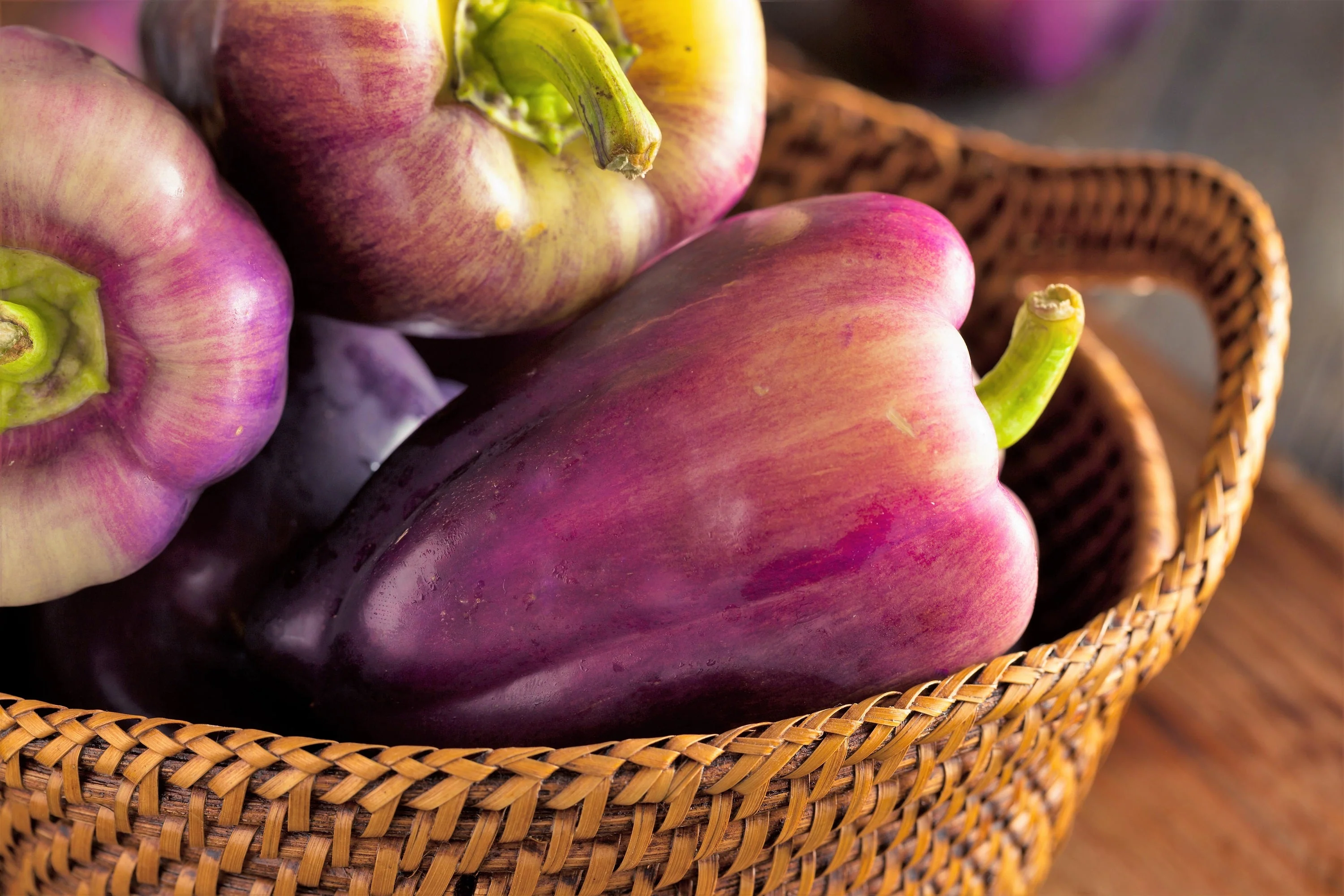 100 LILAC BELL PEPPER Capsicum Annuum Sweet Mild Purple Vegetable Seeds - Image 3