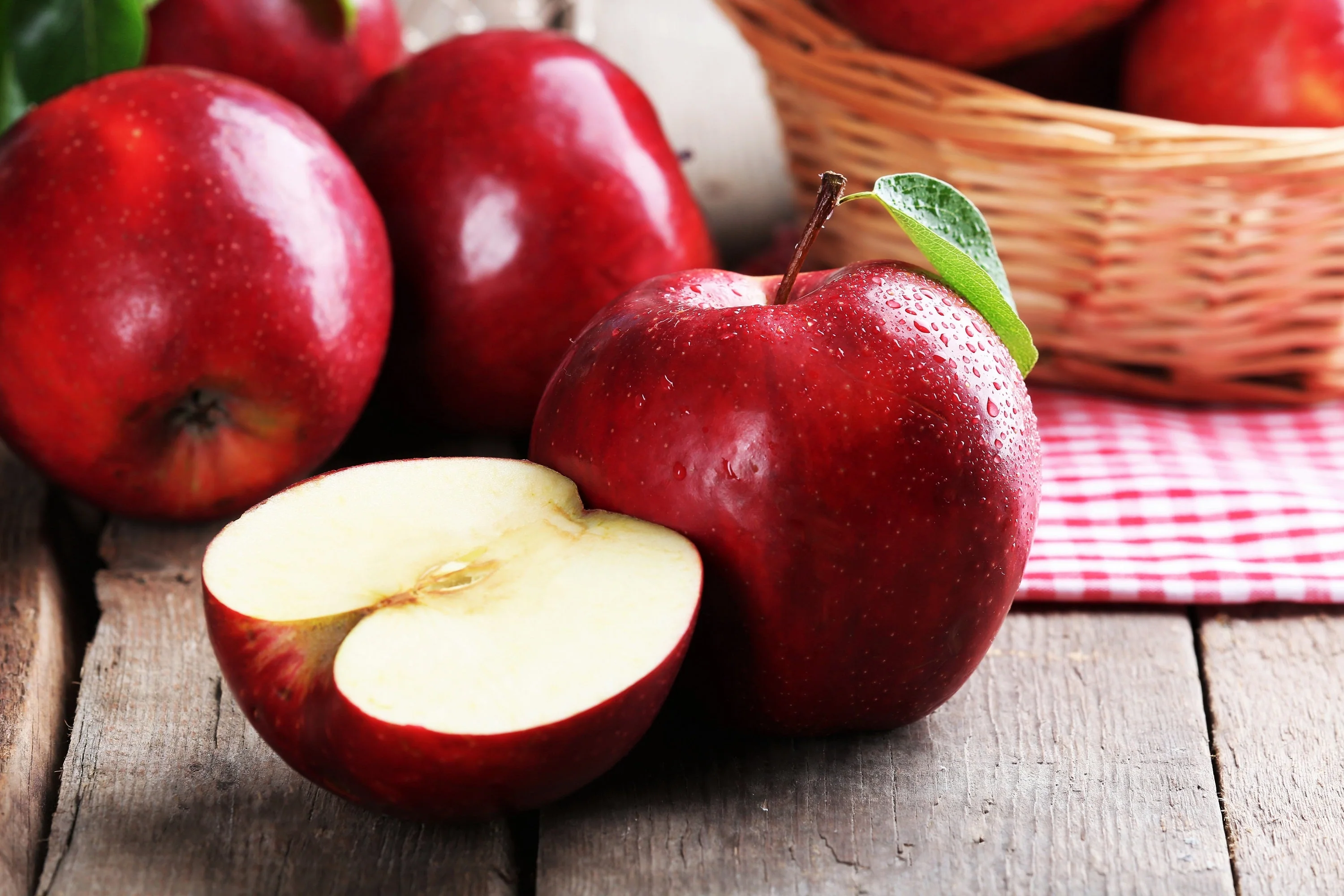 25 PARADISE APPLE Red Delicious Common Malus Pumila Domestica Fruit Tree Seeds - Image 4