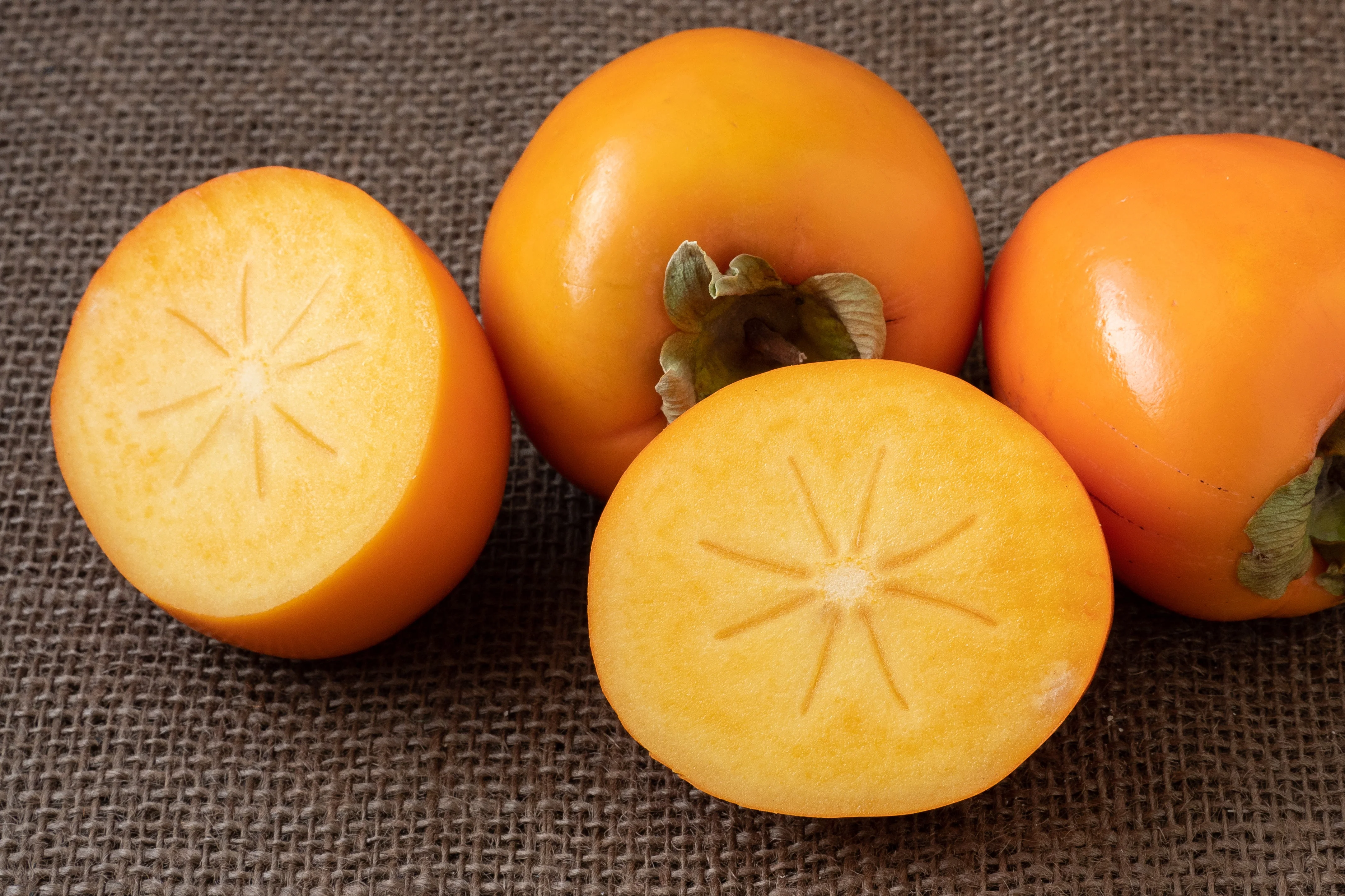 5 JAPANESE PERSIMMON Tree Asian Diospyros Kaki Orange Red Fruit Flower Seeds - Image 3