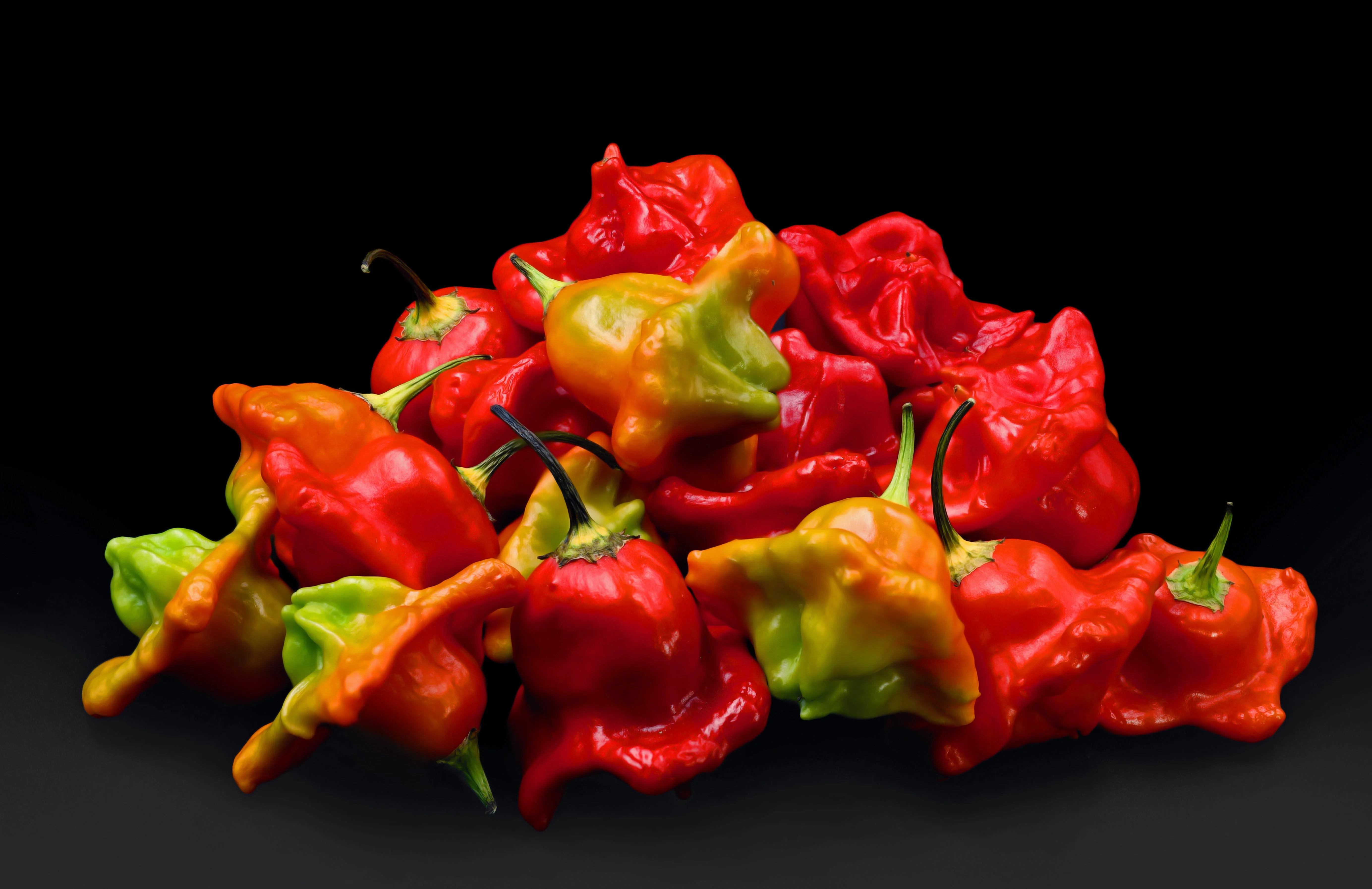 50 Ubatuba CAMBUCI PEPPER Red Brazilian Capsicum Baccatum Vegetable Seeds - Image 3