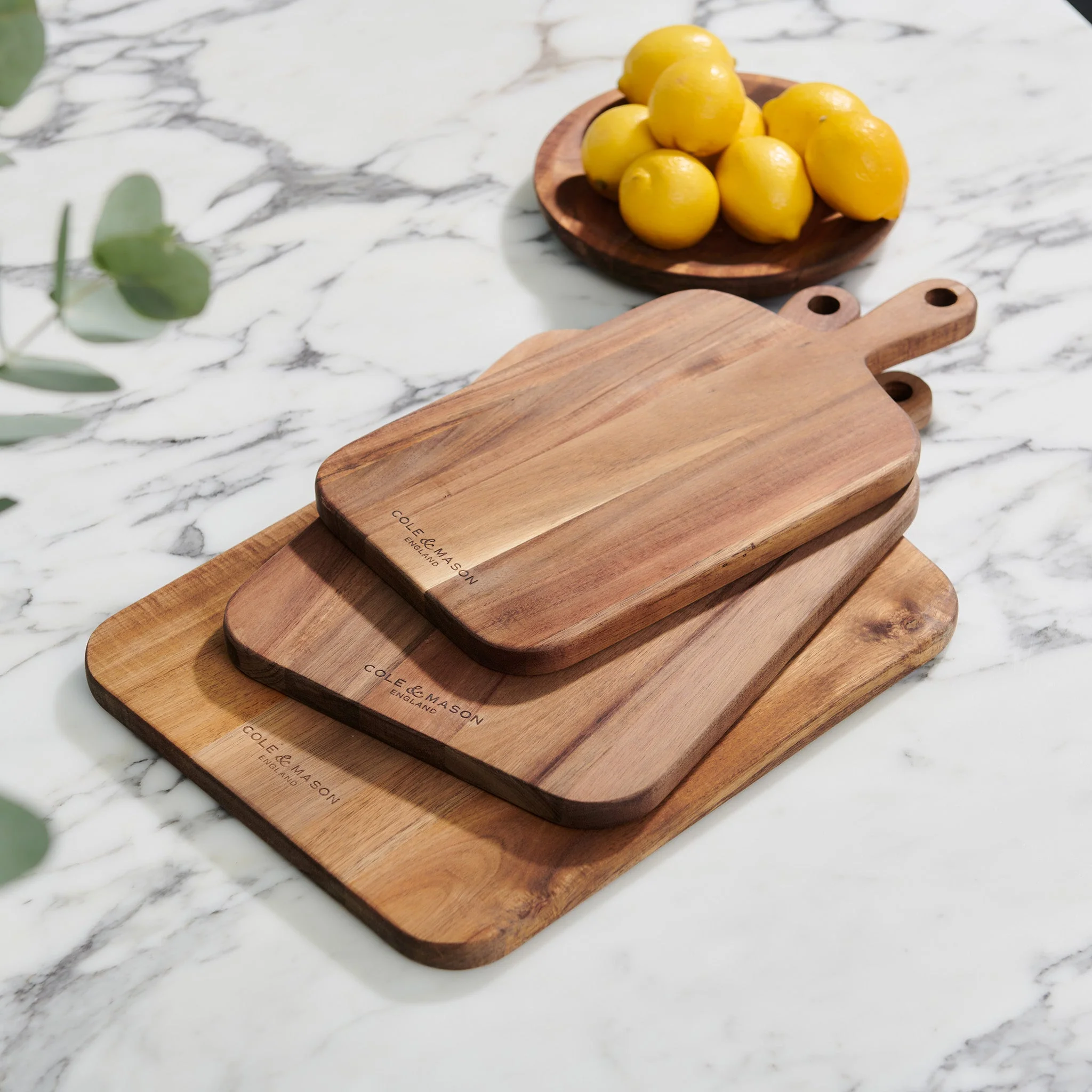 Cole & Mason Barkway Acacia Chopping Board - Image 2