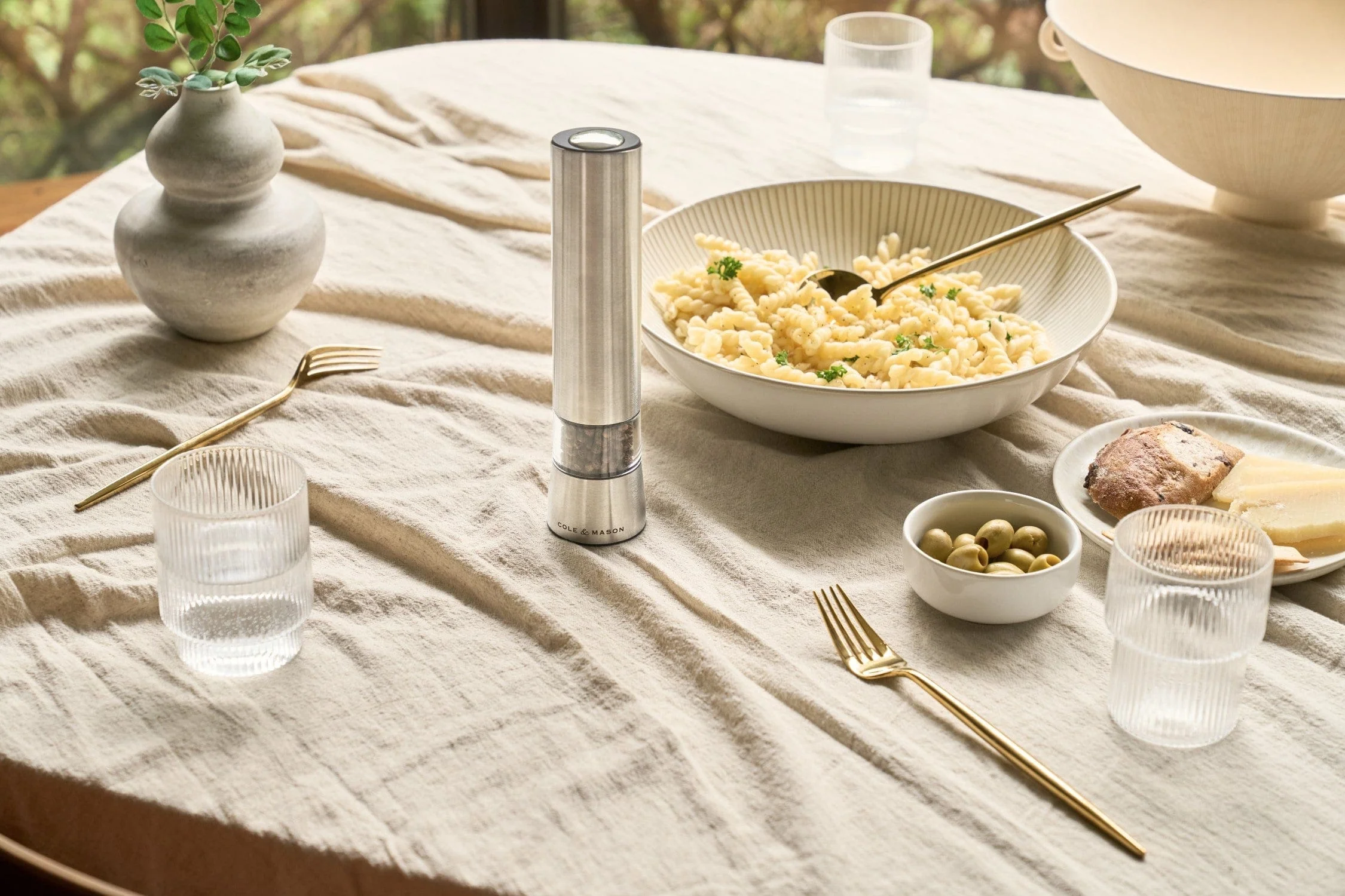 Cole & Mason Hampstead Precision+ Electronic Pepper Mill - Image 3