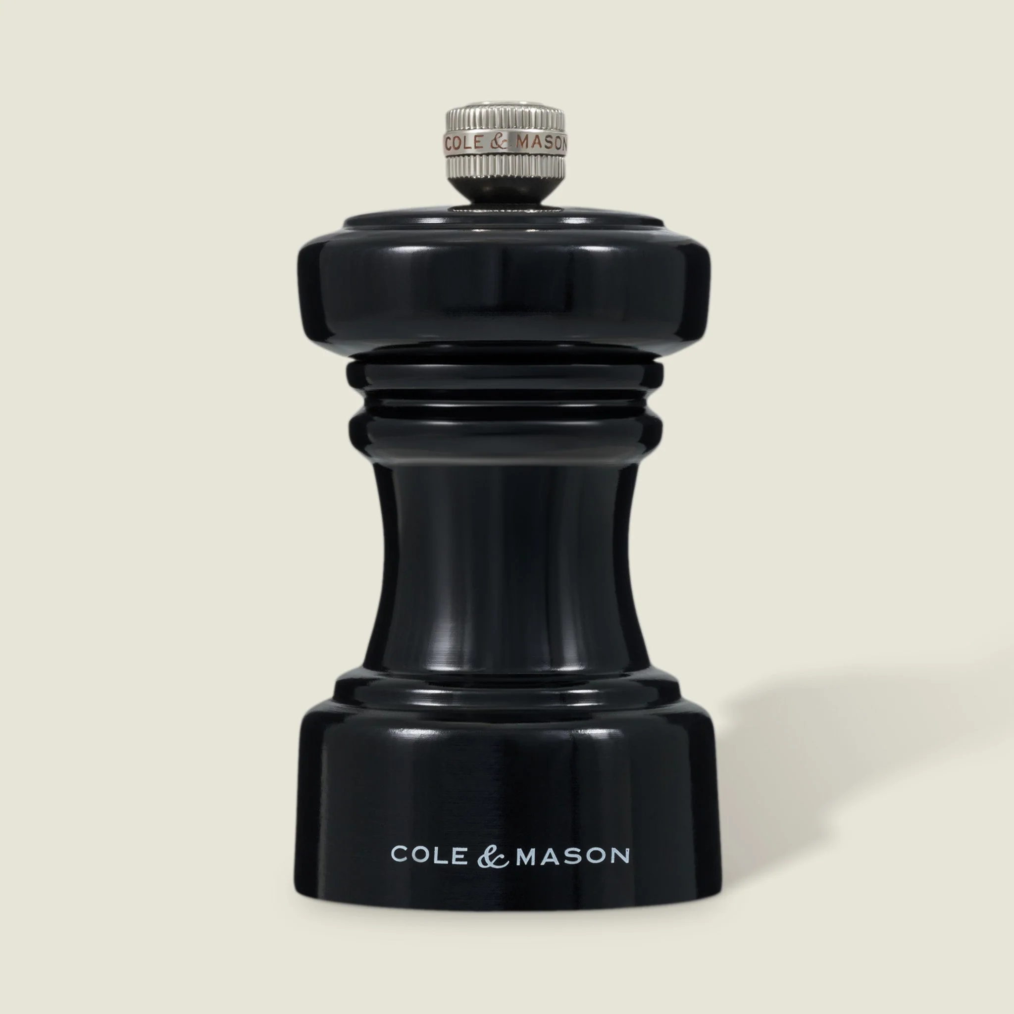 Cole & Mason Hoxton Natural Beech Salt & Pepper Mills - Image 7