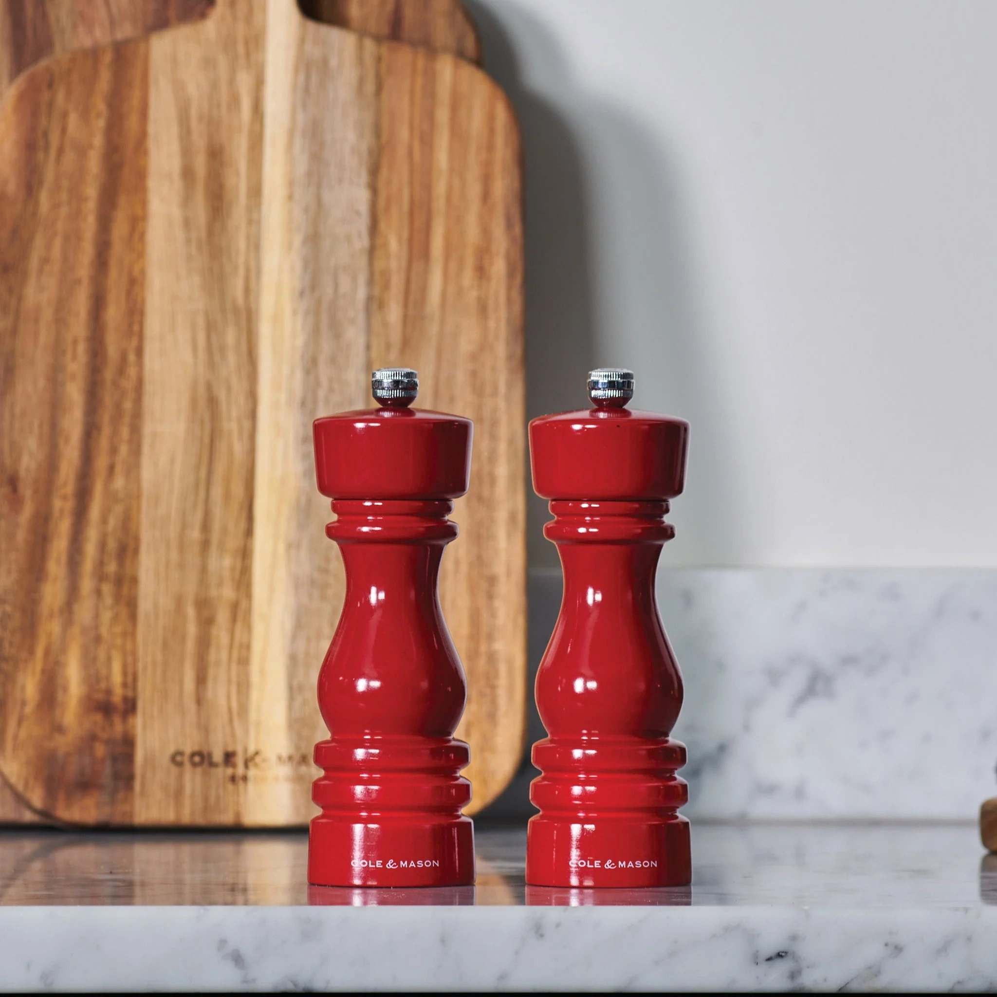 Cole & Mason London Red Gloss Salt & Pepper Mills 7" - Image 2