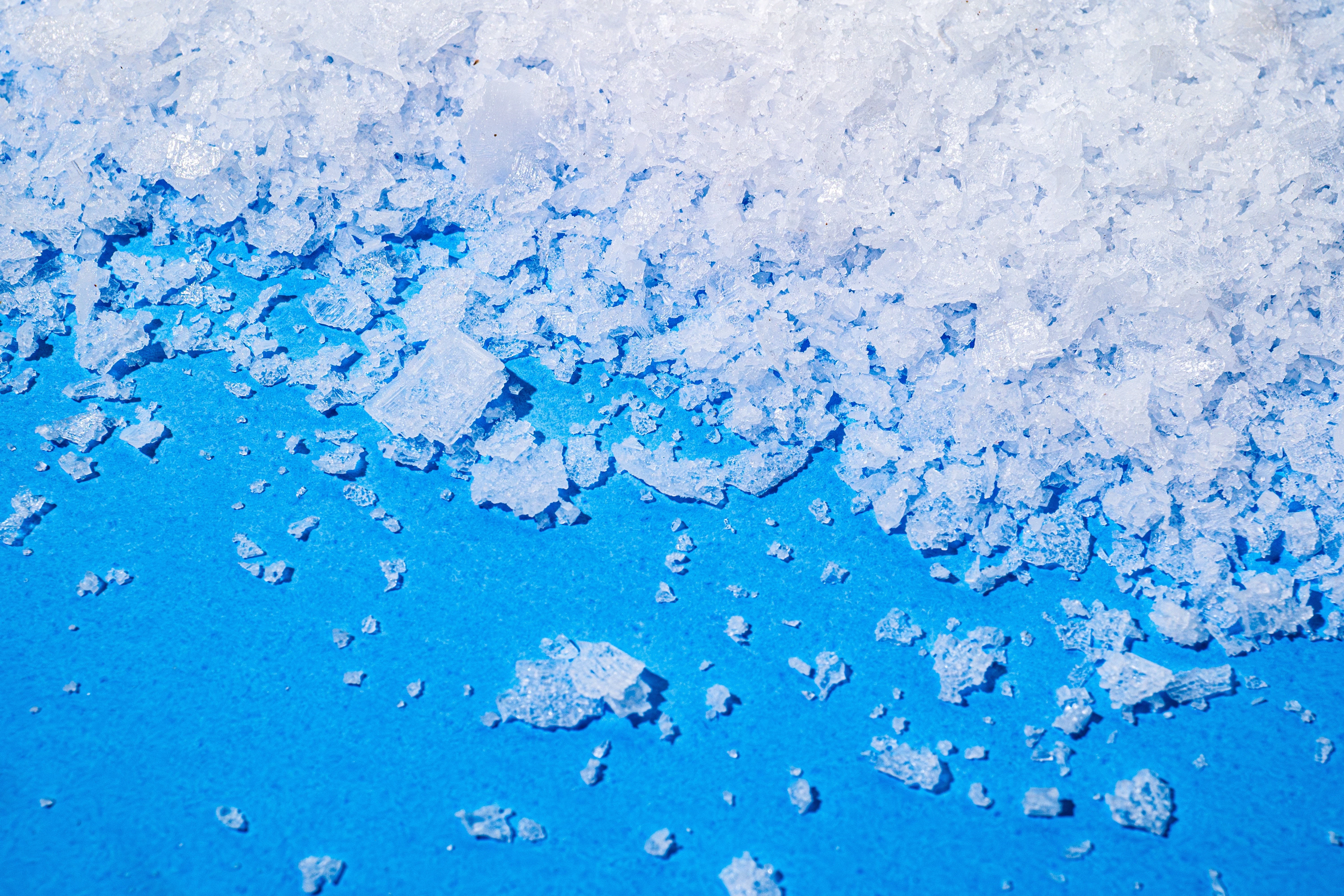 Flake Spring Salt (180g) - Microplastic Free - Image 9
