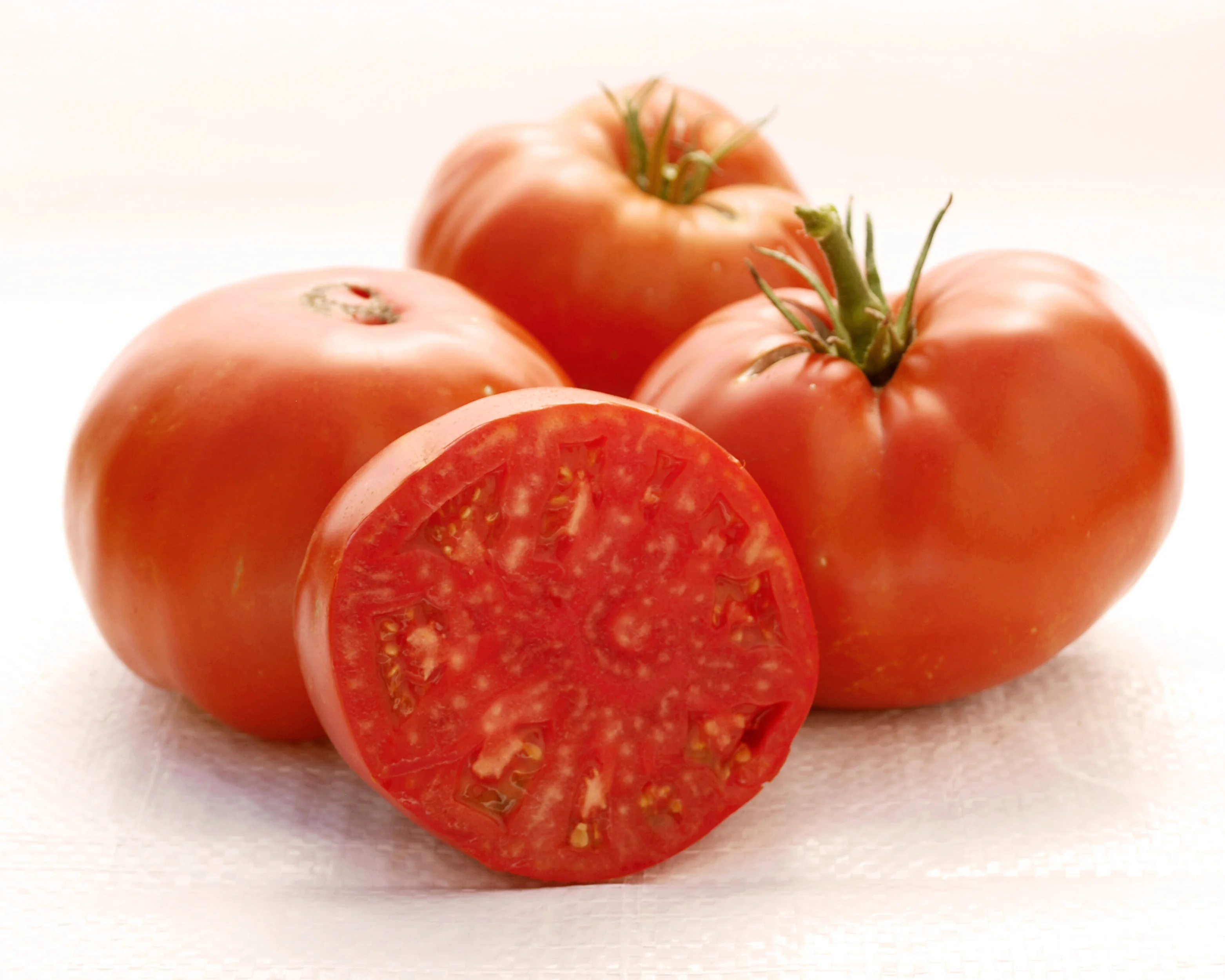 Red Brandywine Tomato Seeds - Image 2