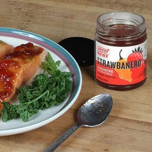 Strawbanero Pepper Spread | 9 oz | Gluten Free | Chili Dawg's Foods of Fire - Image 6