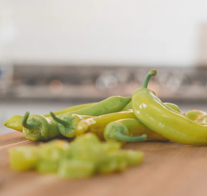 Sweet Banana Pepper Seeds - Image 2